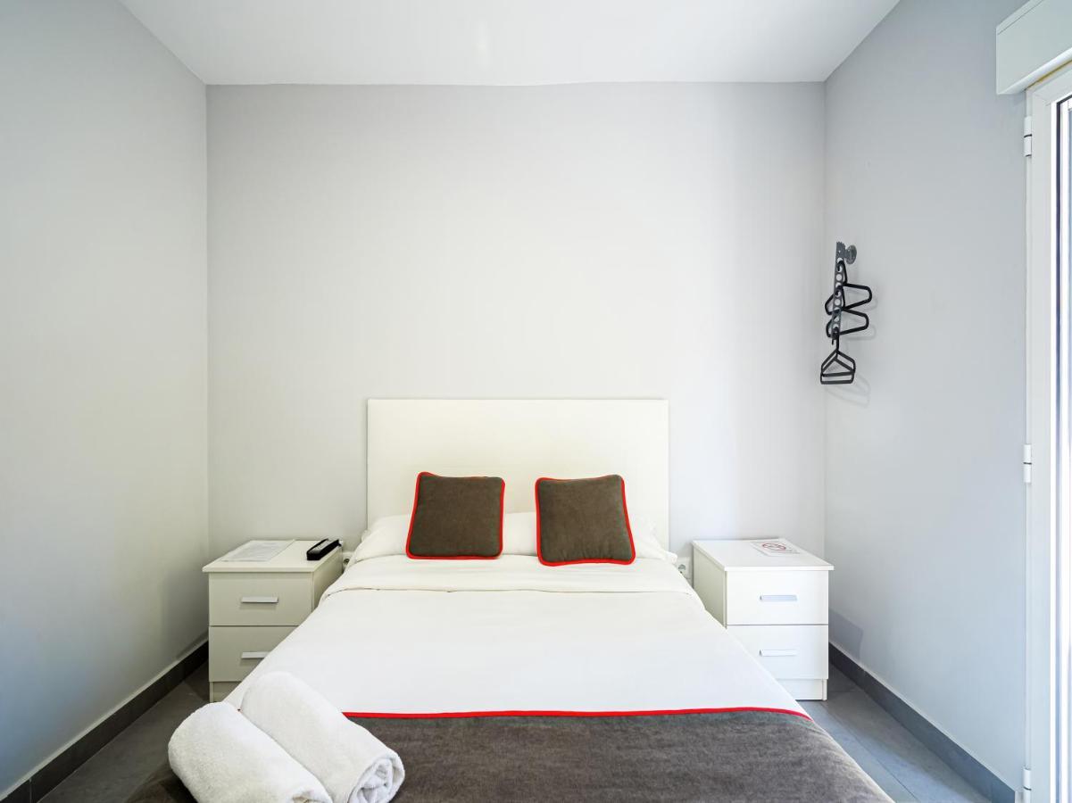 Hostal Jireh Alicante Ngoại thất bức ảnh