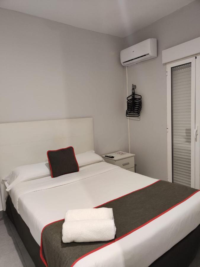 Hostal Jireh Alicante Ngoại thất bức ảnh