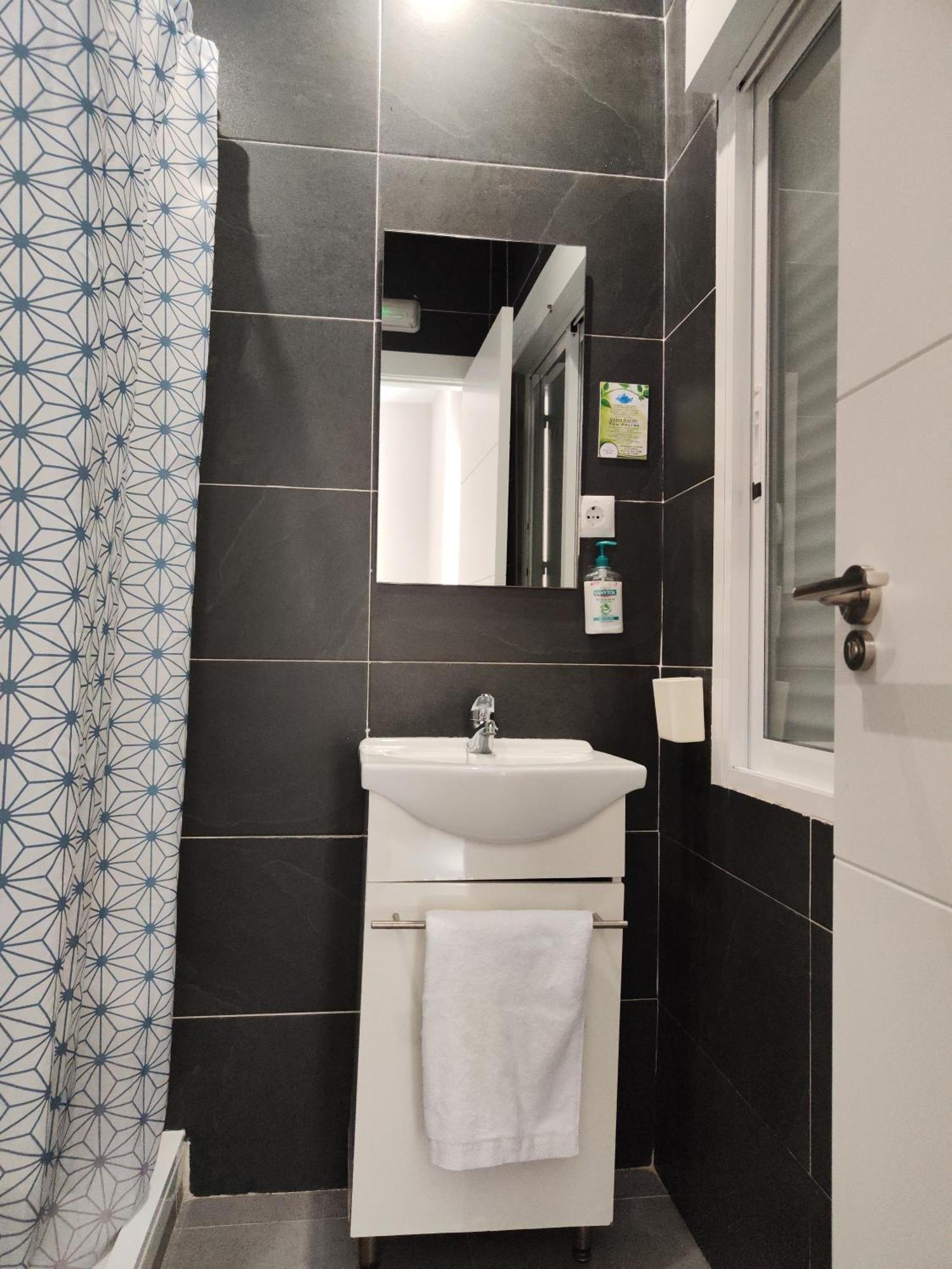 Hostal Jireh Alicante Ngoại thất bức ảnh
